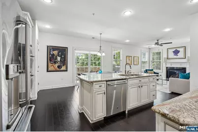 901 Four Seasons Lane, Woodcliff Lake, NJ 07677 - Photo 8