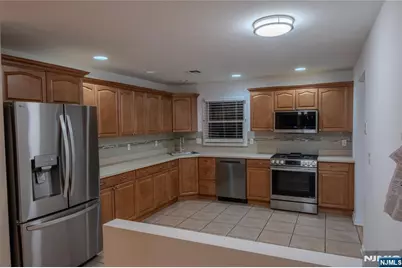 65 Linden Street 2 #2, Lodi, NJ 07644 - Photo 8