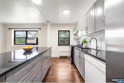 410 Park Place 4B #4B, Fort Lee, NJ 07024 - Photo 1