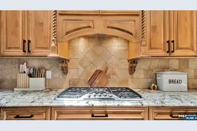 26 Devonshire Road, Cresskill, NJ 07626 - Photo 16