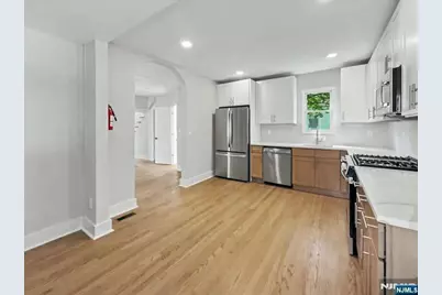 89 Hamilton Avenue, Englewood, NJ 07631 - Photo 12