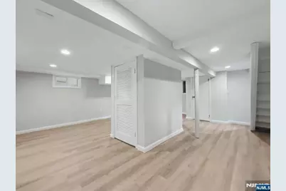 89 Hamilton Avenue, Englewood, NJ 07631 - Photo 20