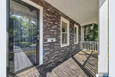 89 Hamilton Avenue, Englewood, NJ 07631 - Photo 4