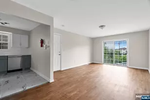 533 S, Newark, NJ 07103 - Photo 8