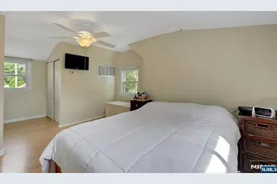 246 Highland Avenue, River Vale Township, NJ 07675 - Photo 20