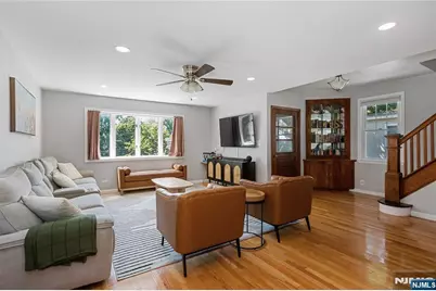 377 Orchard Terrace, Bogota, NJ 07603 - Photo 8
