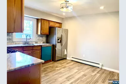 15 Wallace Street, Belleville, NJ 07109 - Photo 6