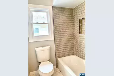 15 Wallace Street, Belleville, NJ 07109 - Photo 8