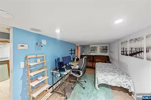 256 Fycke Ln, Teaneck Township, NJ 07666 - Photo 14