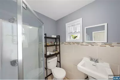 256 Fycke Lane, Teaneck Township, NJ 07666 - Photo 16