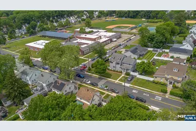 256 Fycke Lane, Teaneck Township, NJ 07666 - Photo 28