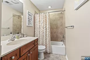 18 Bahr Cir, Verona, NJ 07044 - Photo 16