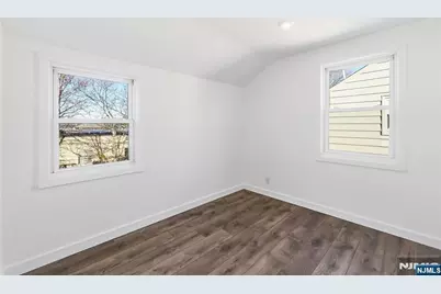 73 Macarthur Avenue, Lodi, NJ 07644 - Photo 10