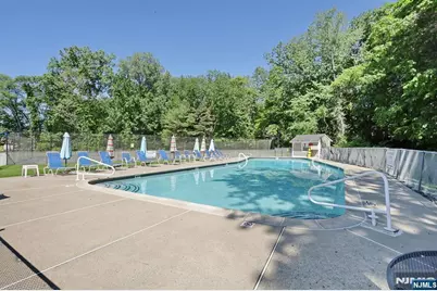 550 Fairview Avenue 302 #302, Westwood, NJ 07675 - Photo 6