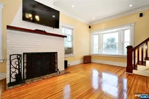 233 Hamilton Pl, Hackensack, NJ 07601 - Photo 4