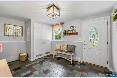 83 Moore Avenue, Waldwick, NJ 07463 - Photo 6