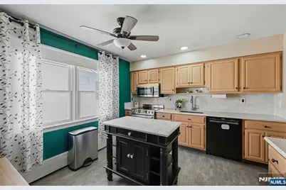 83 Moore Avenue, Waldwick, NJ 07463 - Photo 24
