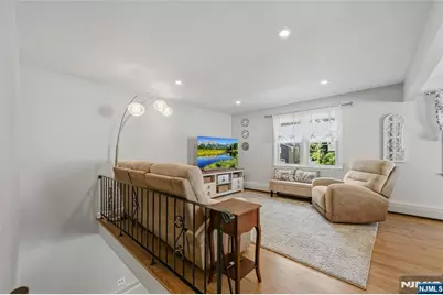 83 Moore Avenue, Waldwick, NJ 07463 - Photo 18
