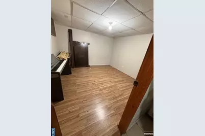 21 Summer Street, Lodi, NJ 07644 - Photo 20