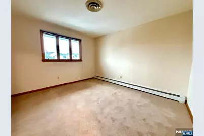 1 Rena Court 2 #2, Elmwood Park, NJ 07407 - Photo 10