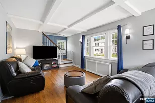 909 River Road 1, Teaneck Township, NJ 07666 - Photo 4
