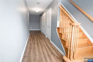 49 Stuyvesant Ave 16, Lyndhurst Township, NJ 07071 - Photo 16