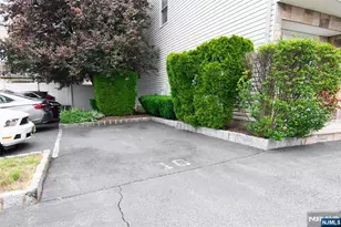 49 Stuyvesant Ave 16, Lyndhurst Township, NJ 07071 - Photo 24
