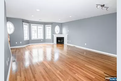 49 Stuyvesant Avenue 16 #16, Lyndhurst Township, NJ 07071 - Photo 20