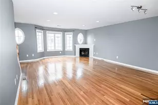 49 Stuyvesant Ave 16, Lyndhurst Township, NJ 07071 - Photo 20