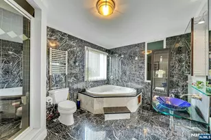444 Riverside Ave, Lyndhurst Township, NJ 07071 - Photo 20