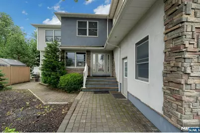 444 Riverside Avenue, Lyndhurst Township, NJ 07071 - Photo 2