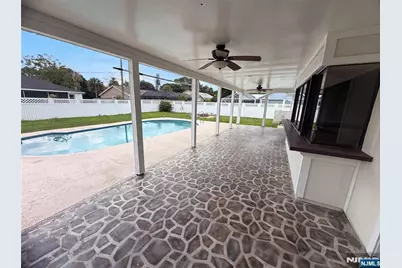 15 Arverne Terrace, Irvington, NJ 07111 - Photo 36
