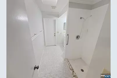 15 Arverne Terrace, Irvington, NJ 07111 - Photo 8