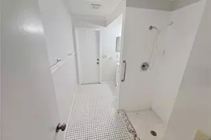 15 Arverne Terrace, Irvington, NJ 07111 - Photo 8