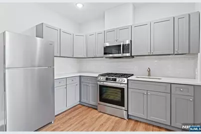60-62 Plum Street, Paterson, NJ 07503 - Photo 6