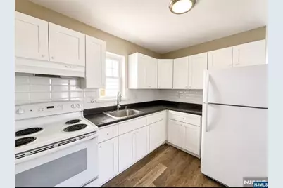 242 Rosa Parks Boulevard, Paterson, NJ 07501 - Photo 2