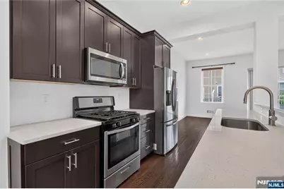 247 Bradley Drive, Wood Ridge, NJ 07075 - Photo 22