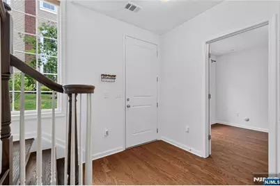 247 Bradley Drive, Wood Ridge, NJ 07075 - Photo 4