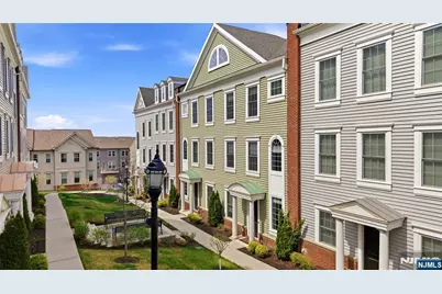 247 Bradley Drive, Wood Ridge, NJ 07075 - Photo 2