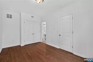 247 Bradley Dr, Wood Ridge, NJ 07075 - Photo 8