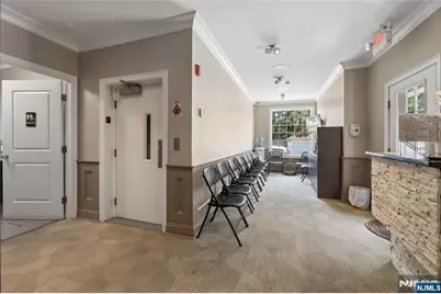 374 Summit Avenue, Hackensack, NJ 07601 - Photo 10