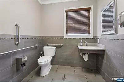 374 Summit Avenue, Hackensack, NJ 07601 - Photo 12