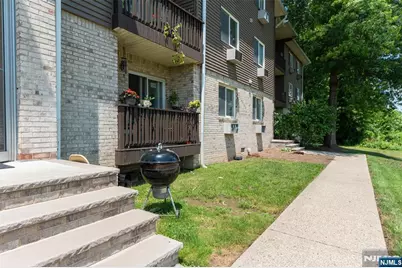 114 Federal Hill Road, Pompton Lakes, NJ 07442 - Photo 18