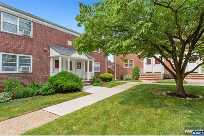 484 Crestwood Avenue 34 #34, Hackensack, NJ 07601 - Photo 2