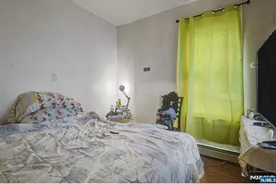 305 Pacific Street, Paterson, NJ 07503 - Photo 10
