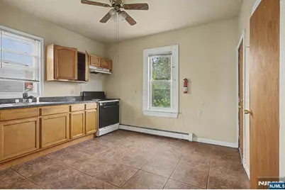 305 Pacific Street, Paterson, NJ 07503 - Photo 20