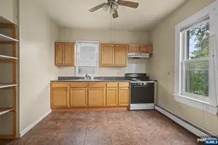 305 Pacific St, Paterson, NJ 07503 - Photo 22