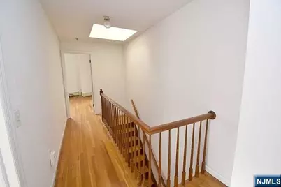 2462 7th B #B, Fort Lee, NJ 07024 - Photo 10