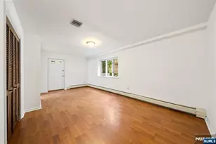 2462 7th B, Fort Lee, NJ 07024 - Photo 20