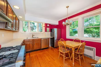 579-583 Parker Street, Newark, NJ 07104 - Photo 8